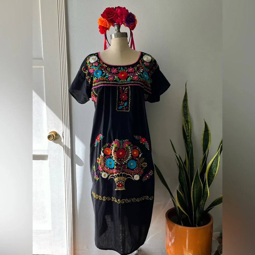 Authentic Casa Flores Dress• Hispanic Heritage•Sz l - Picture 2 of 13